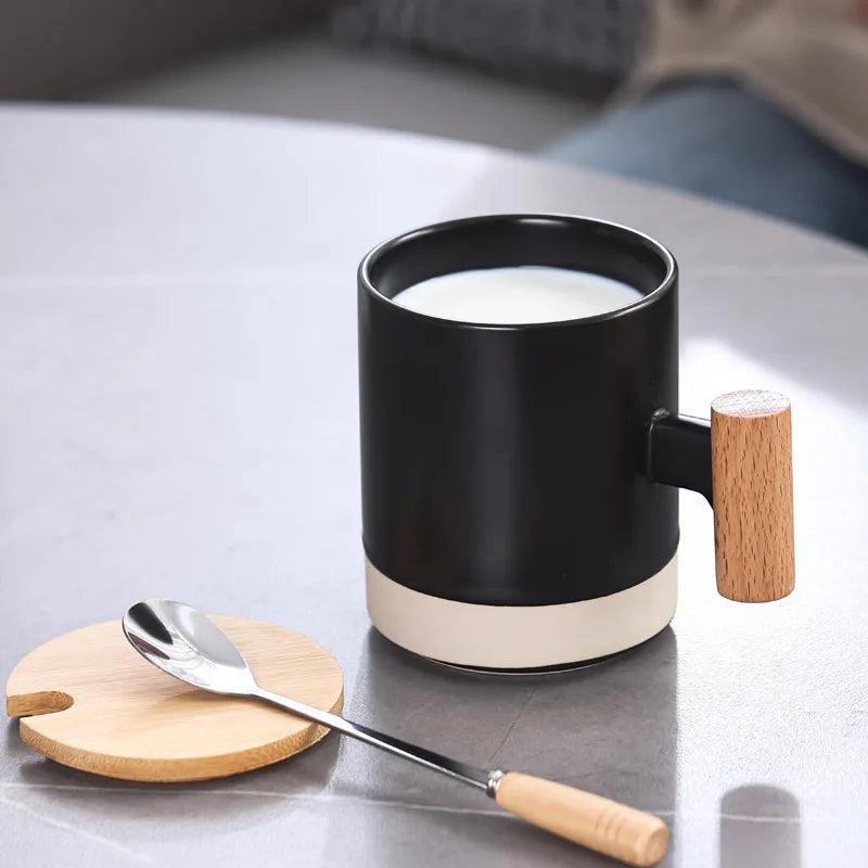 TAZA CON MANGO DE MADERA - 360ML