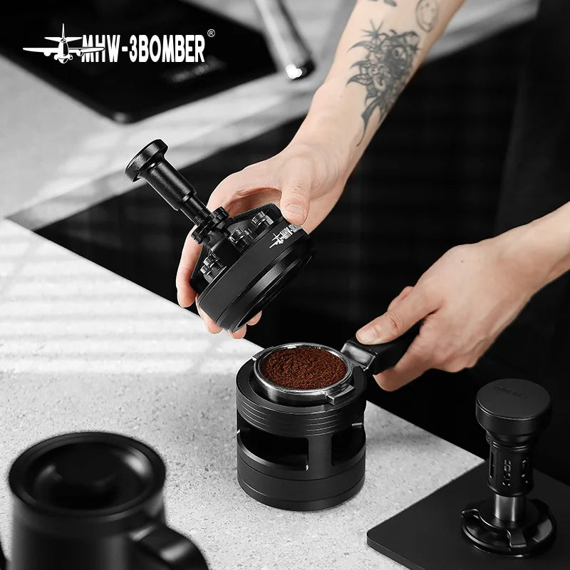 HERRAMIENTA DE DISTRIBUCIÓN WDT PARA ESPRESSO, DISTRIBUIDOR DE 58MM CON 14 AGUJAS Y PROFUNDIDAD AJUSTABLE. - MHW-3BOMBER